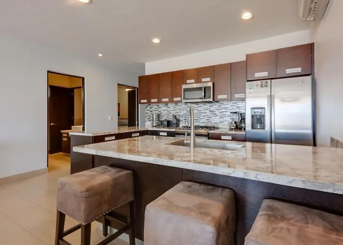 Ocean View, 2 Infinity Pools, Pedregal, Walkable * Cabo San Lucas