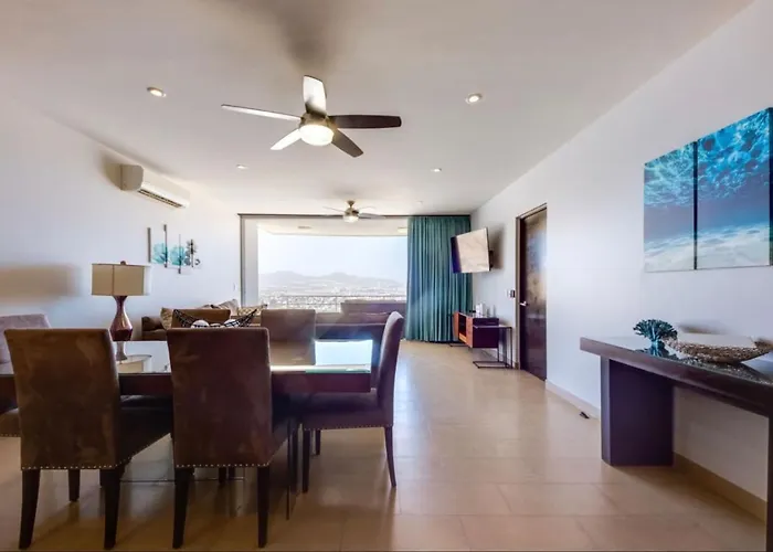 Ocean View, 2 Infinity Pools, Pedregal, Walkable Holiday home *