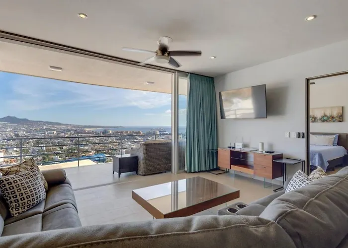 Holiday home Ocean View, 2 Infinity Pools, Pedregal, Walkable *